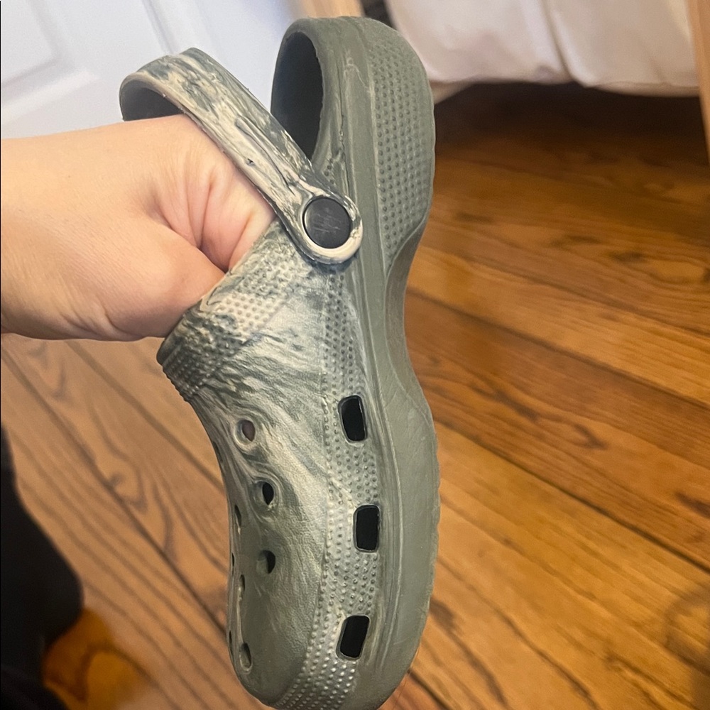 Kids Greenish Sandals - Picture 3 of 16